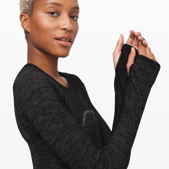 lululemon athletica Tops - Lululemon swiftly wool pullover s10 black/white